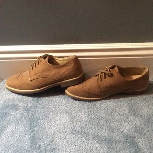 Men’s Wingtip Dress Shoe